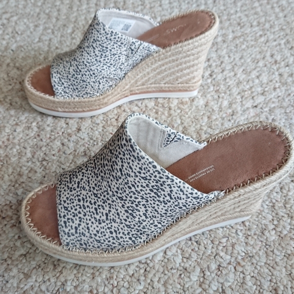 Toms Monica Espadrille Wedges Sandals size 7.5 - Picture 1 of 14